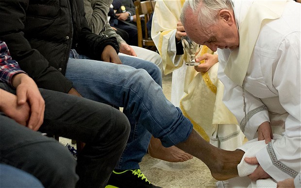 pope washing feet